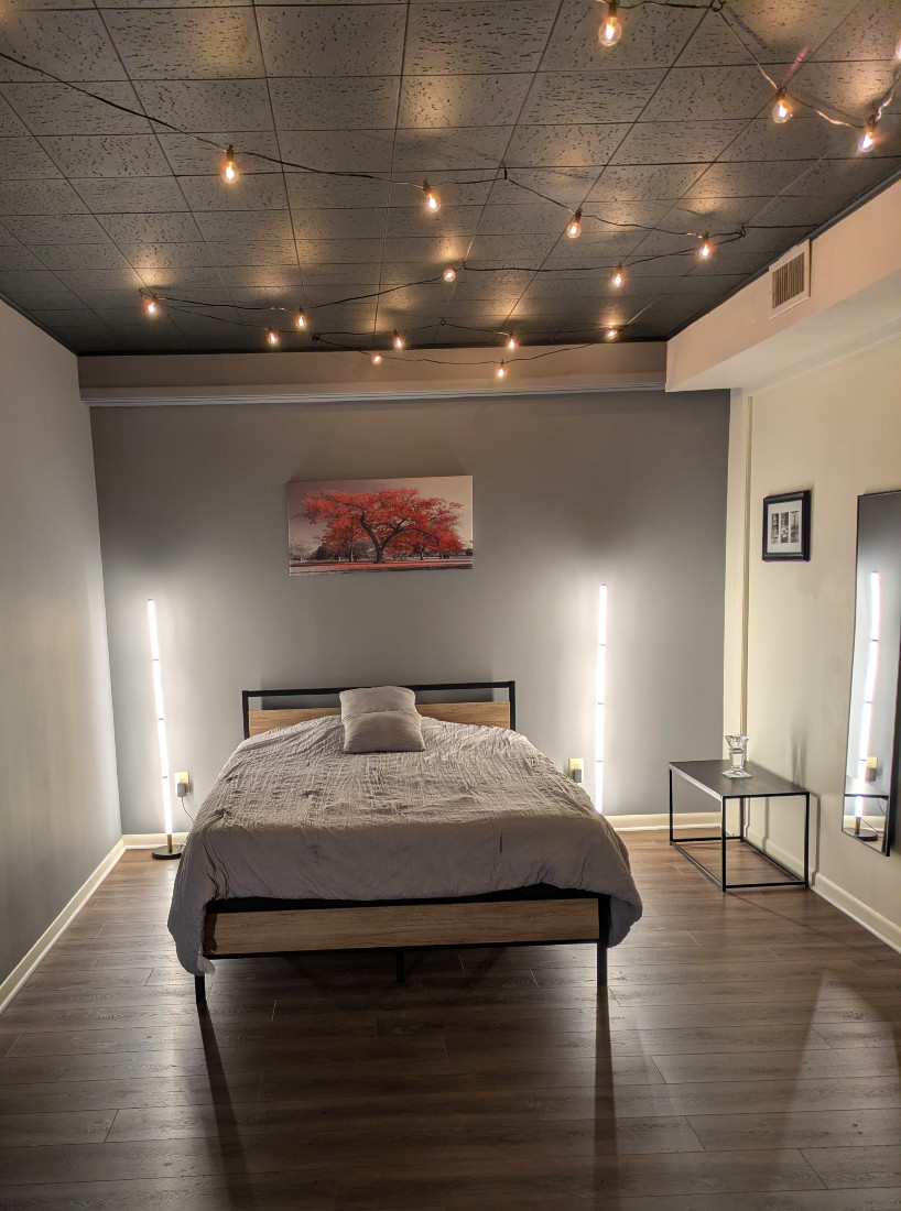 Designer bedroom at The Archwood Manor Cleveland extended stay
housing near Cleveland Clinic